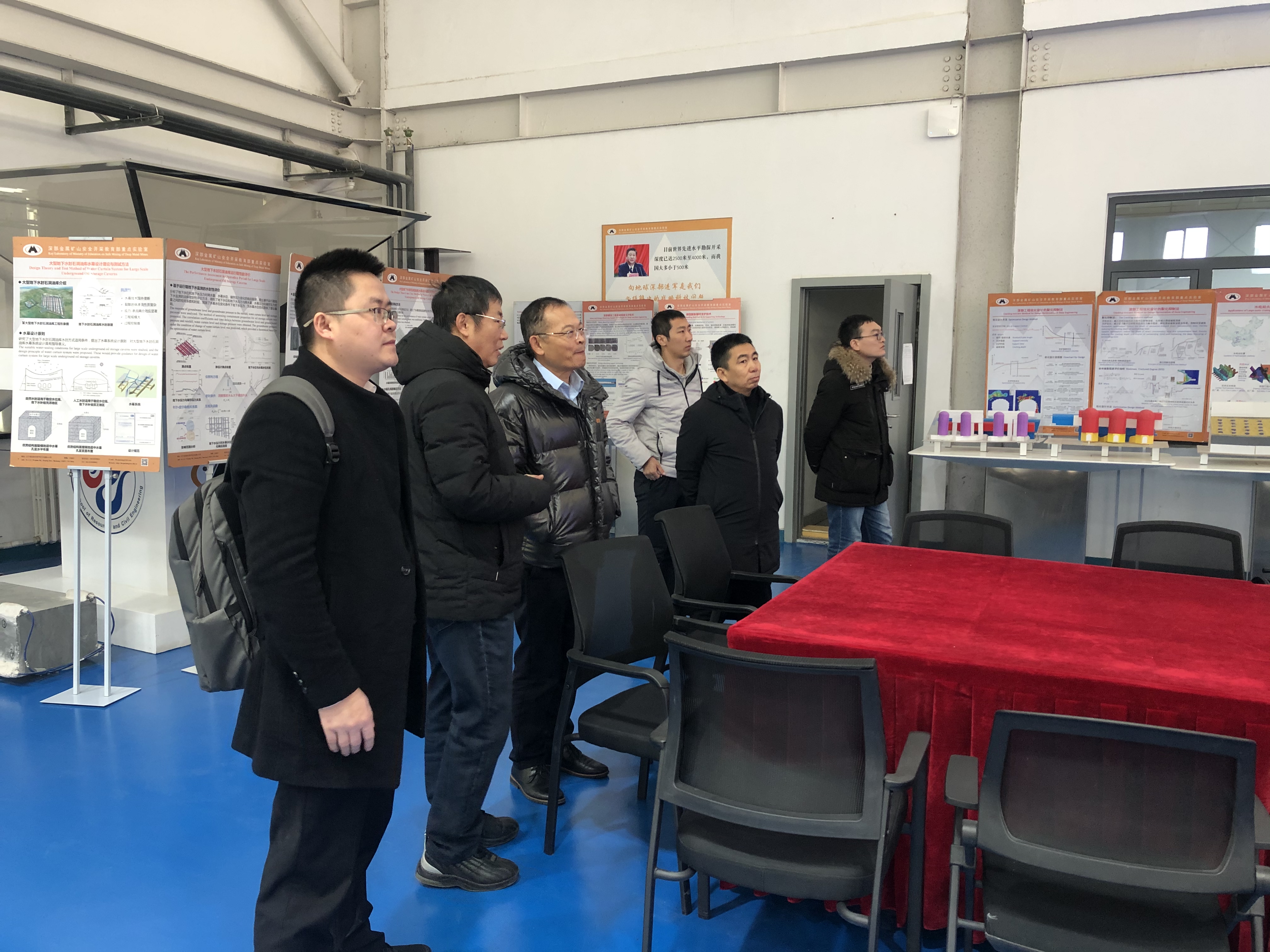 【推进产学研用合作，促矿服高质量发展】——宏大爆破工程集团领导前往沈阳高校洽谈科技合作  关注我们▶  宏大爆破工程集团  2020-12-21