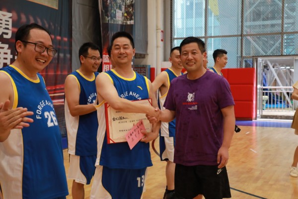 6-亚军颁奖 (自定义).JPG