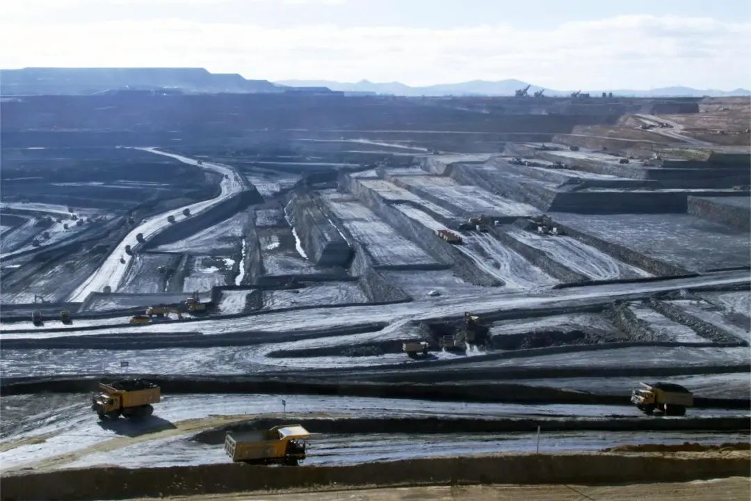 大唐胜利项目单日产量突破30万方