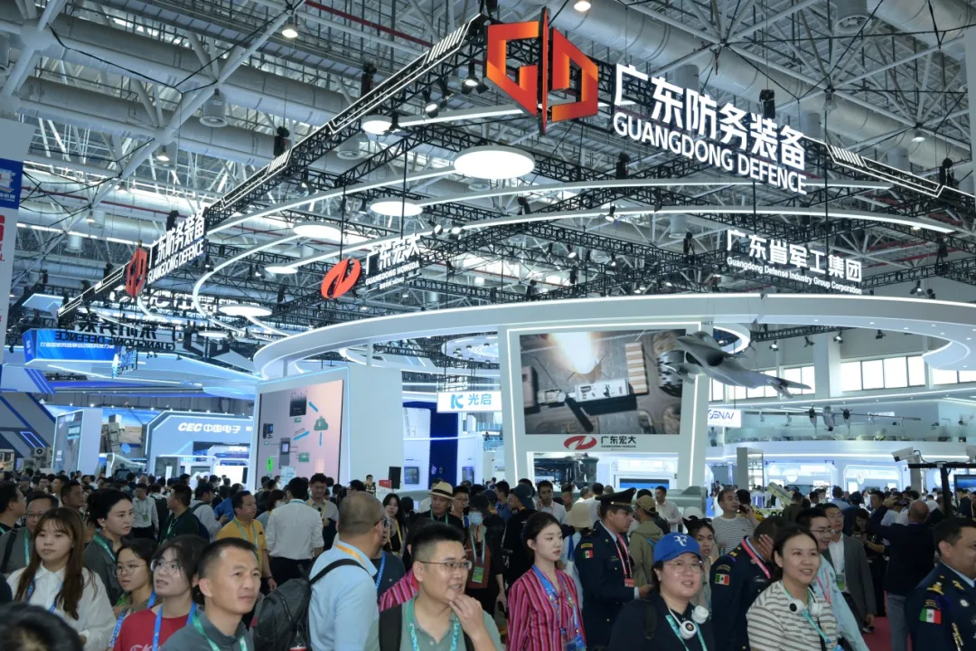 广东宏大珠海航展首日精彩亮相 展示“智造战斗力”